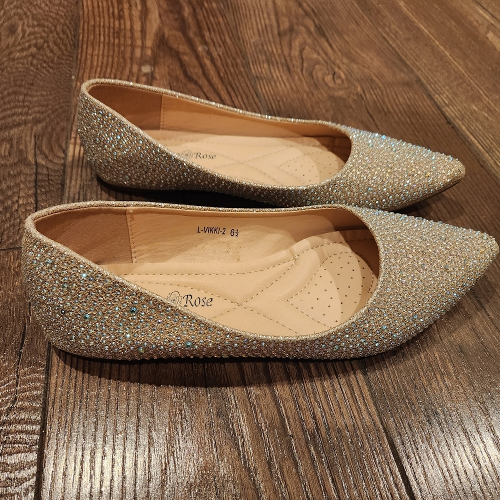 Rhinestone champagne wedding flats LA Rosa Rose 🌹